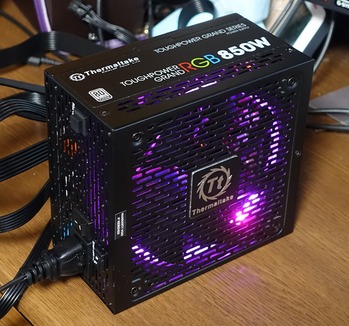 Thermaltake Toughpower Grand RGB 850W Platinum review_00653