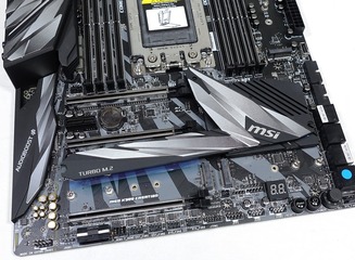 MSI MEG X399 CREATION review_01584_DxO
