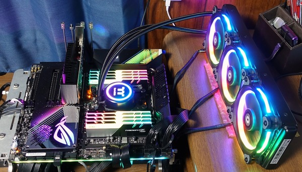 Thermaltake Floe Riing RGB 360 TR4 Edition review_06468_DxO