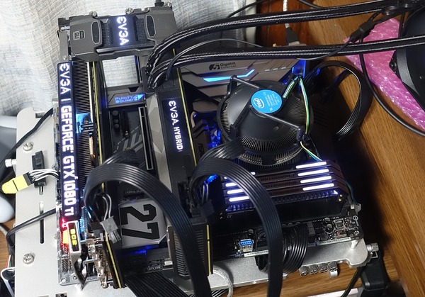 ASUS ROG SWIFT PG27UQ review_07154