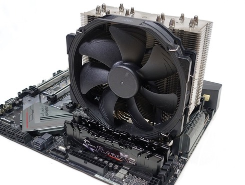 Noctua NF-A15 HS-PWM chromax.black.swap
