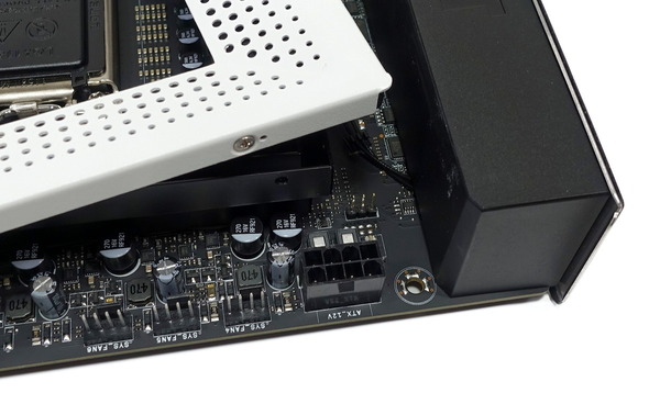 NZXT N7 Z390 review_01491_DxO