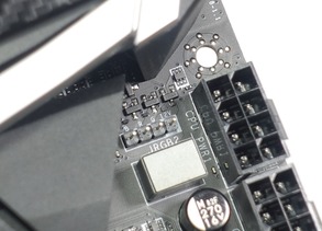 MSI X470 GAMING PRO CARBON review_05552