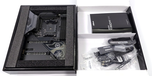 ASRock X570 Taichi Razer Edition review_06825_DxO