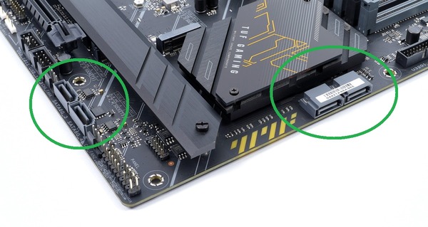 ASUS TUF GAMING Z690-PLUS WIFI D4 review_00724_DxO