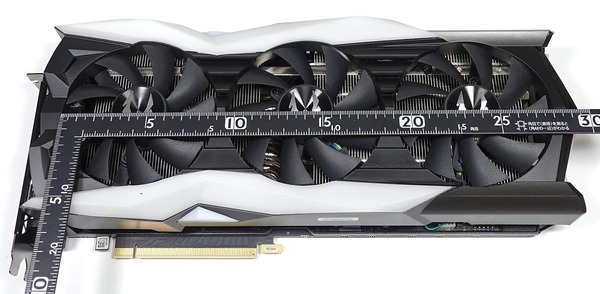 ZOTAC GAMING GeForce RTX 2080 AMP Extreme review_04199_DxO