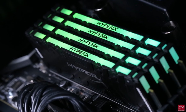 HyperX Predator RGB DDR4メモリ (3)