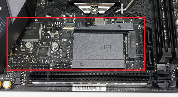 ASUS ROG STRIX Z390-I GAMING review_04926_DxO