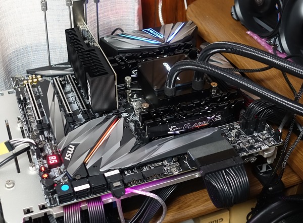 MSI MEG X399 CREATION review_01623