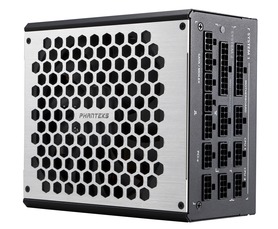 Phanteks Revolt X (1)