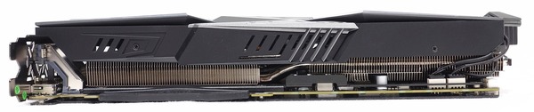 COLORFUL iGame GeForce GTX1070Ti Vulcan X Top review_02522