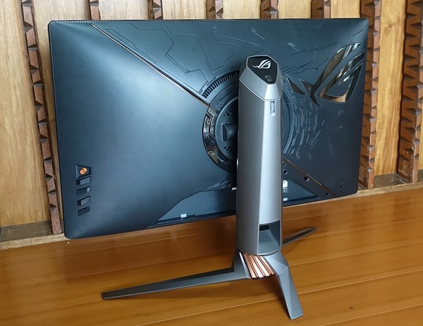 ASUS ROG SWIFT PG27UQ review_02420_DxO