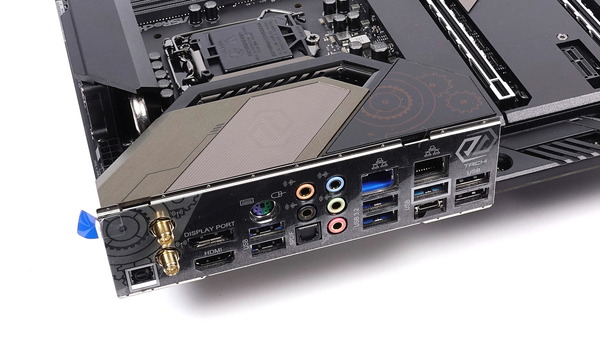ASRock Z490 Taichi review_09705_DxO