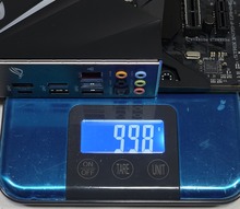 ASUS ROG CROSSHAIR VII HERO (Wi-Fi) review_05565