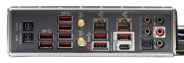 MSI MEG X399 CREATION review_01551_DxO