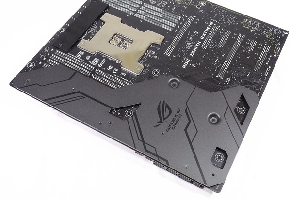 ASUS ROG ZENITH EXTREME review_00890