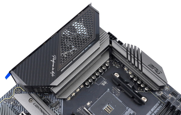 MSI MPG X570S CARBON MAX WIFI review_07582_DxO