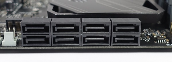 ASUS ROG CROSSHAIR VI HERO review_05099