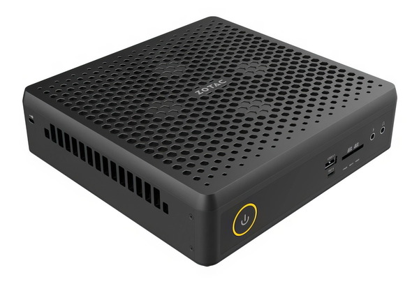 ZOTAC MAGNUS EN374070C (2)