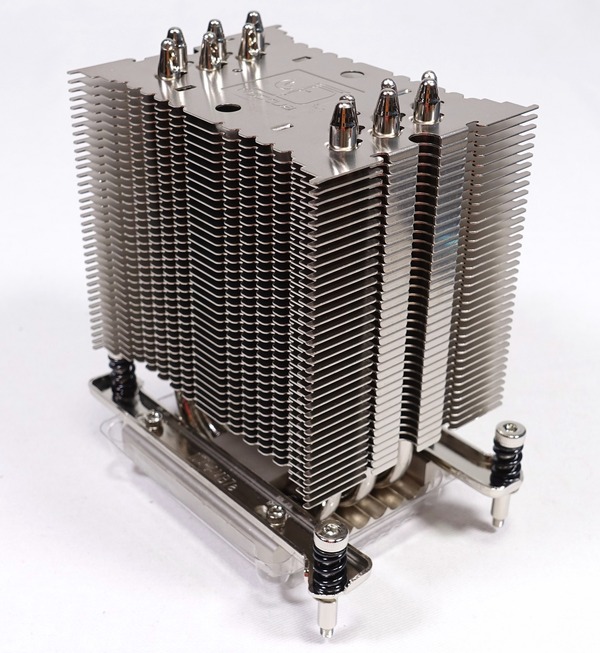 Noctua NH-U9 TR4-SP3 review_09929