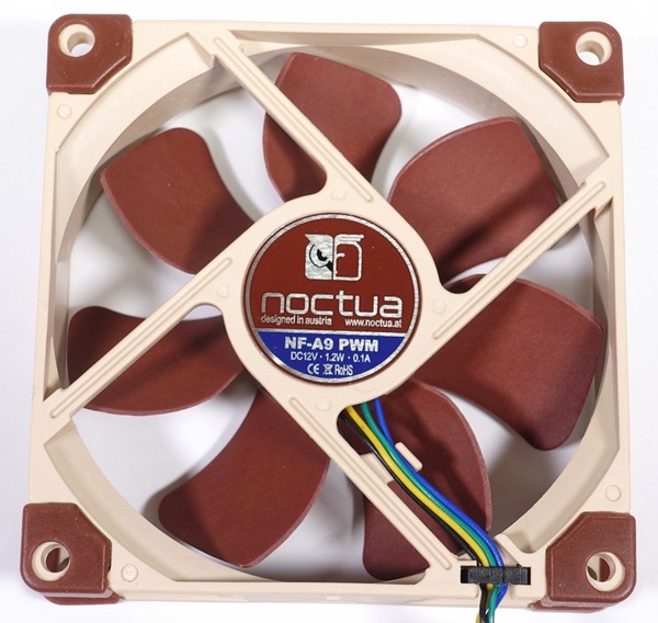 Noctua NH-U9 TR4-SP3 review_09939