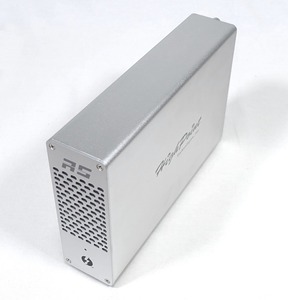 HighPoint RocketStor 6661A-NVMe review_03075_DxO