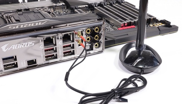GIGABYTE X299 AORUS Gaming 7 review_07842