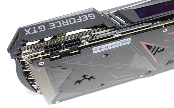 COLORFUL iGame GeForce GTX1070Ti Vulcan X Top review_02525