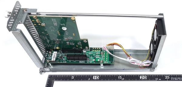 HighPoint RocketStor 6661A-NVMe review_03151_DxO