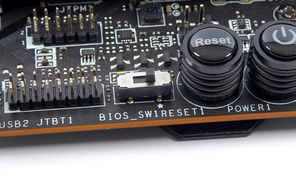 MSI MEG Z690 UNIFY review_00254_DxO