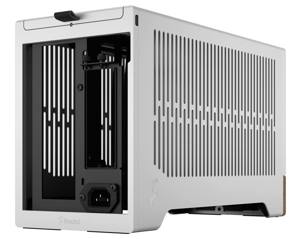 Fractal Design Terra Silver (3)