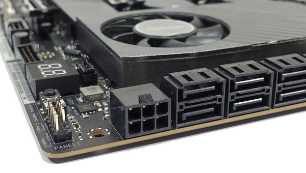 ASRock TRX40 Creator review_04835_DxO