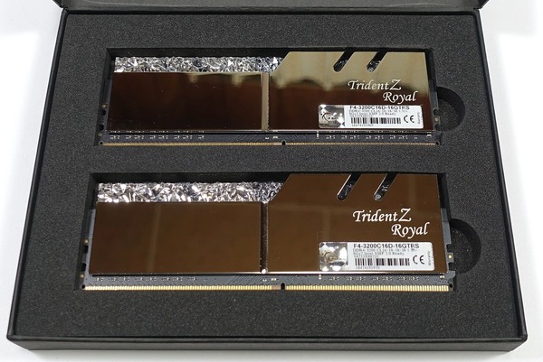 G.Skill Trident Z Royal F4-3200C16D-16GTRS review_05957_DxO