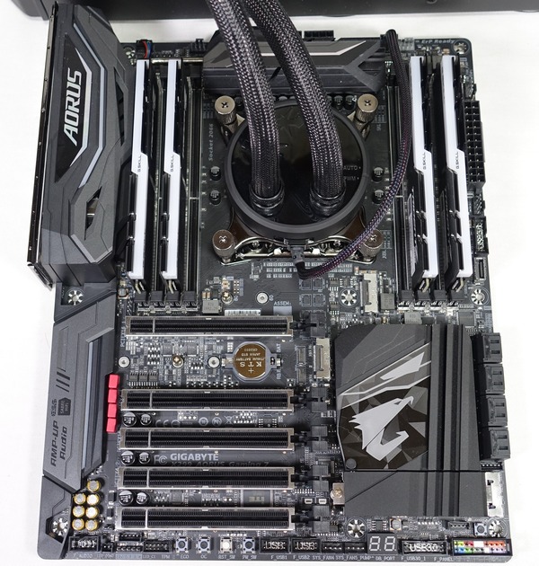 GIGABYTE X299 AORUS Gaming 7 review_08108