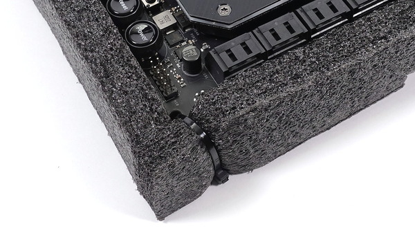 ASRock X570 Taichi Razer Edition review_06827_DxO