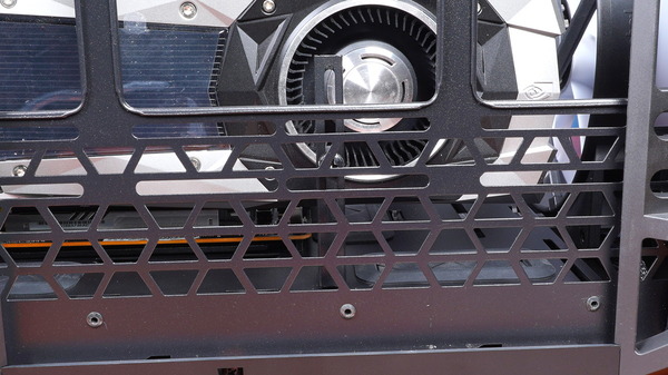 Fractal Design Torrent Nano review_04396_DxO
