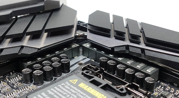 ASRock Z390 Taichi Ultimate review_05246_DxO