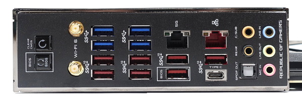 ASUS ROG CROSSHAIR VIII FORMULA review_00029_DxO