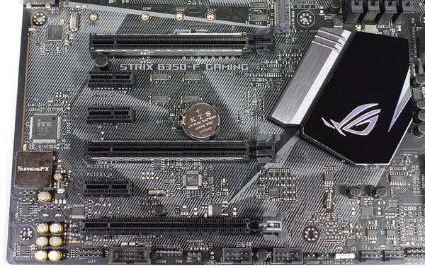 ASUS ROG STRIX B350-F GAMING review_07483