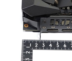 ASUS ROG-STRIX-RTX2070-O8G-GAMING review_05186_DxO