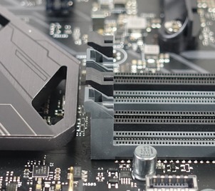 ASUS ROG CROSSHAIR VI HERO review_05090