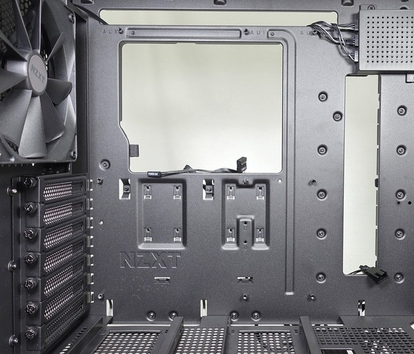 NZXT H700i review_01959