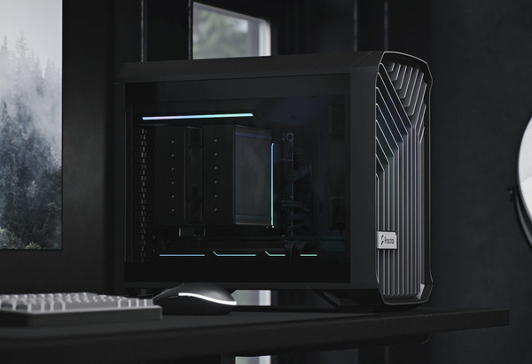 Fractal Design Torrent Nano_img (1)