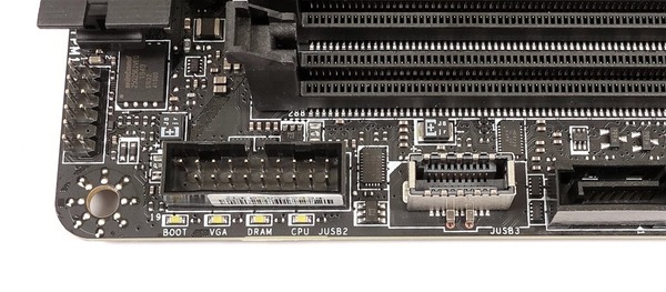 MSI MEG Z490I UNIFY review_00589_DxO