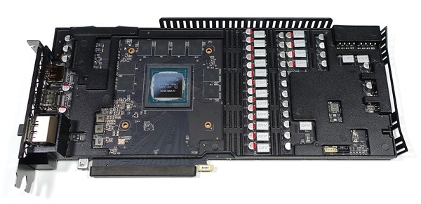 ZOTAC GAMING GeForce RTX 2080 AMP Extreme review_03897_DxO