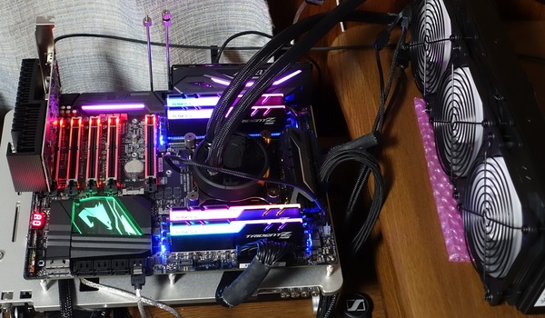 GIGABYTE X299 AORUS Gaming 7 review_08090