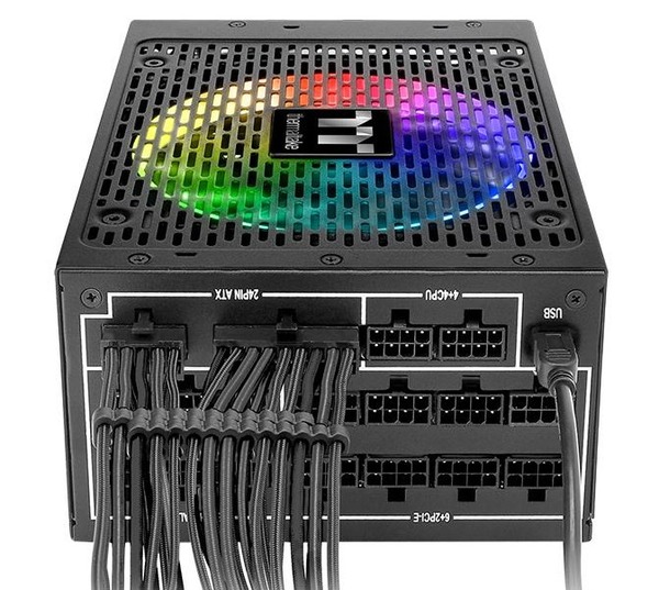 Thermaltake Toughpower iRGB PLUS 1250W Titanium (2)
