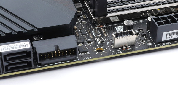 MSI MEG Z590 UNIFY review_04824_DxO