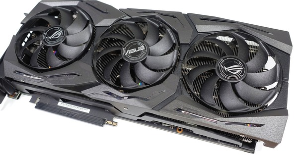 ASUS ROG-STRIX-RTX2080TI-O11G-GAMING review_04075_DxO