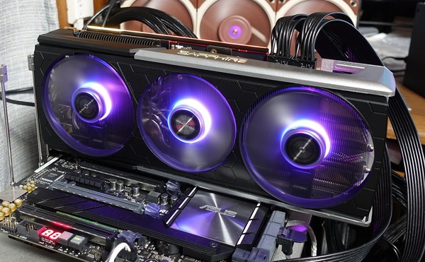SAPPHIRE NITRO+ Radeon RX 5700 XT review_02629_DxO